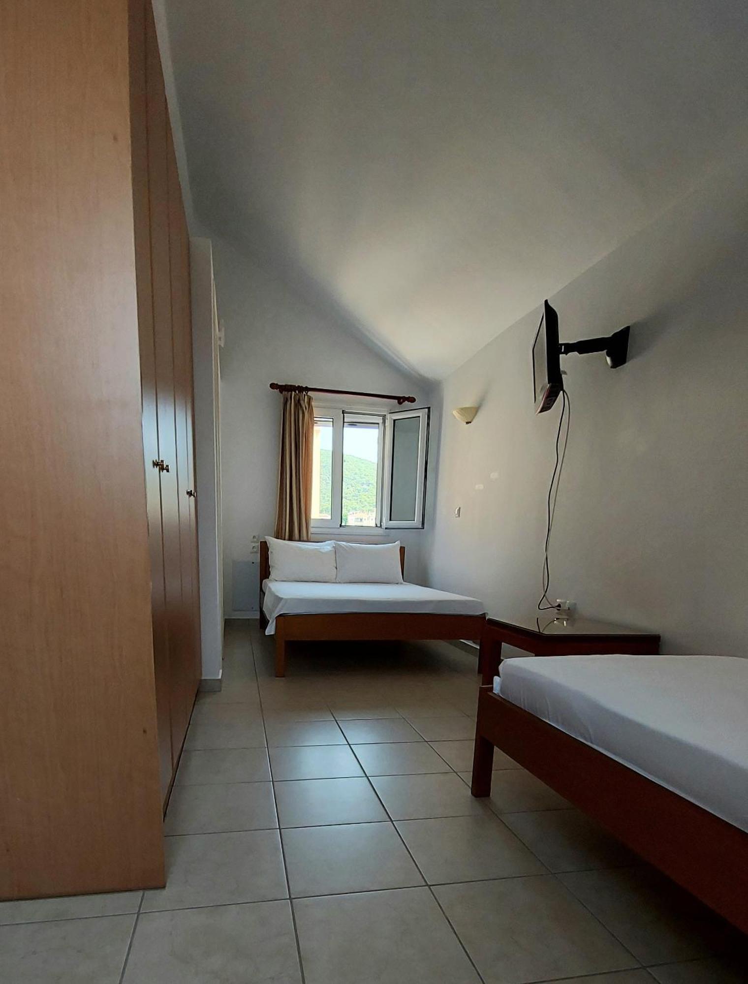 C-View Apartments Megalochori  Room photo