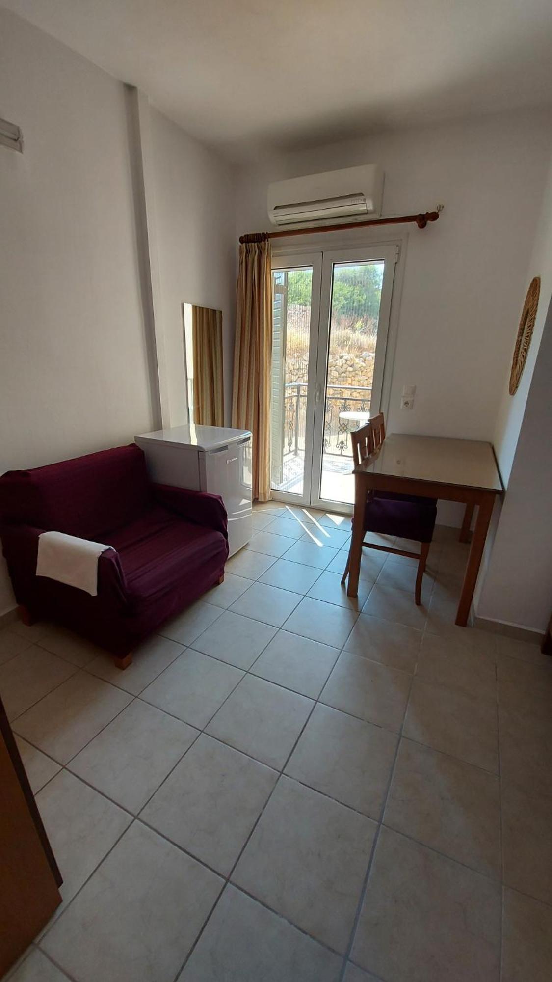 C-View Apartments Megalochori  Room photo